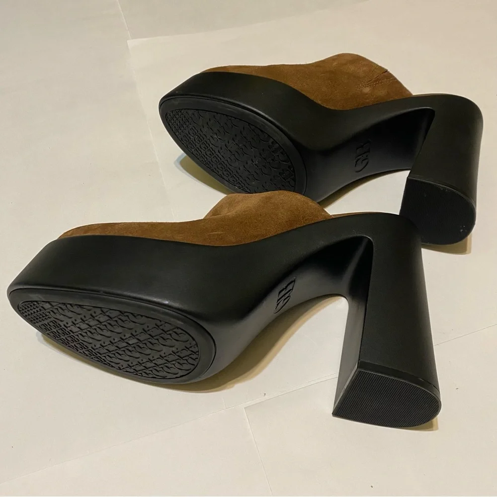 NWOT! Gianni Bini Sued Platform Clog Mules size 8M - Picture 8 of 12